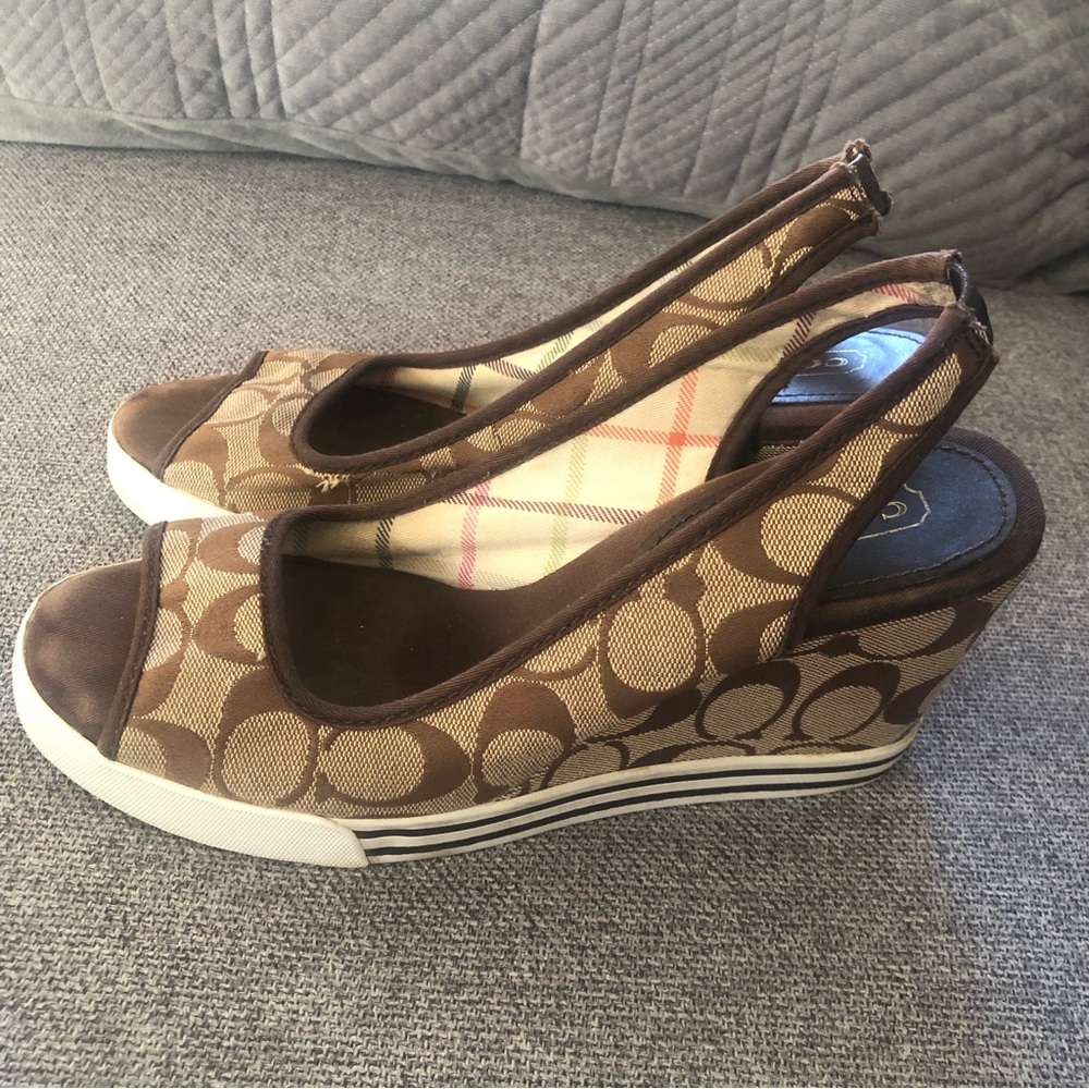 Coach wedges Sz 8 M sling back